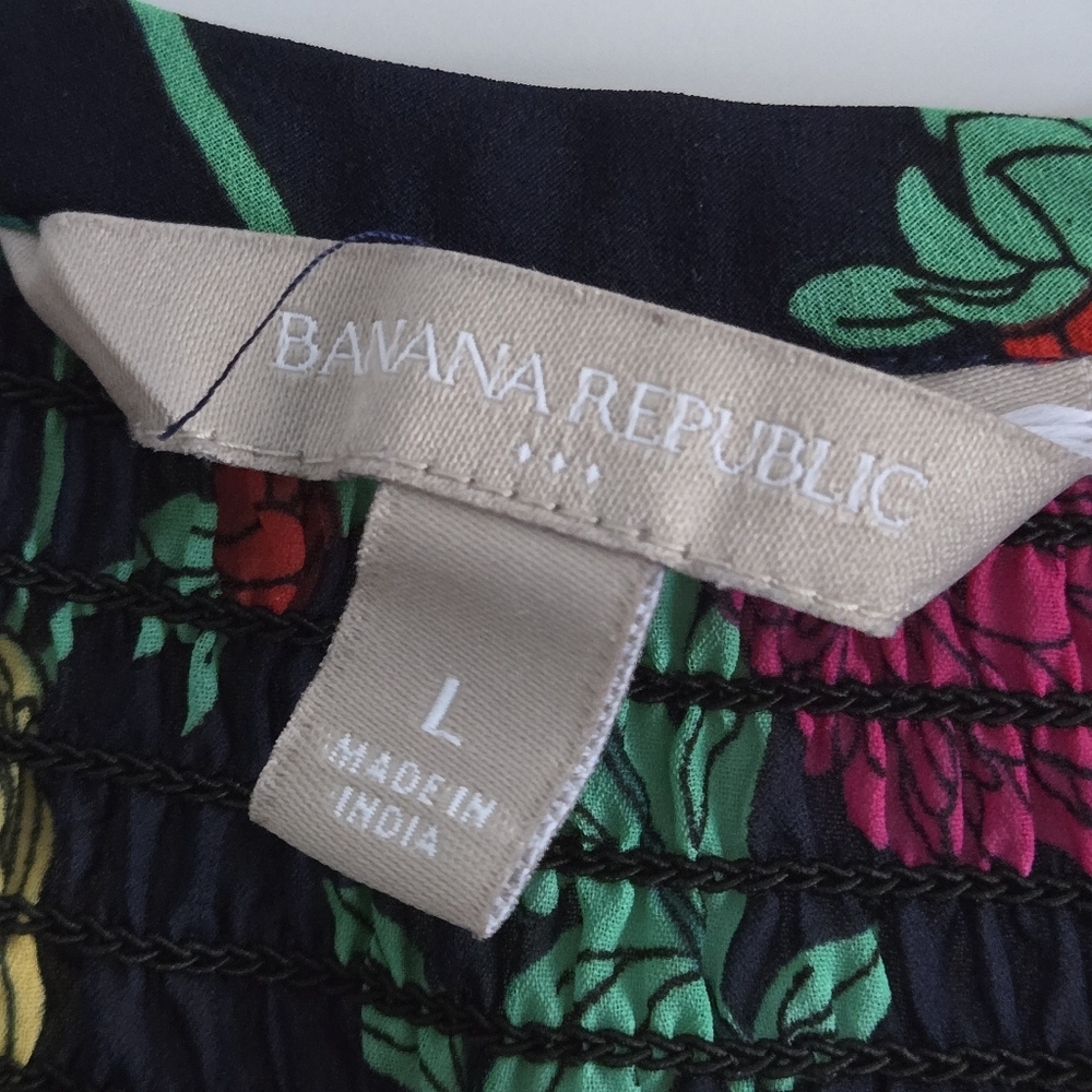 Banana Republic Smocked Floral Butterfly Womens Large Button Blouse Top - Picture 4 of 9